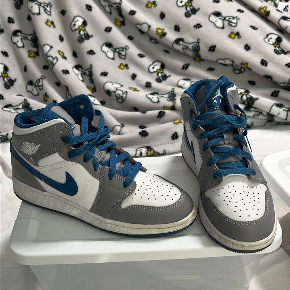Nike Blue High-Top Sneakers
